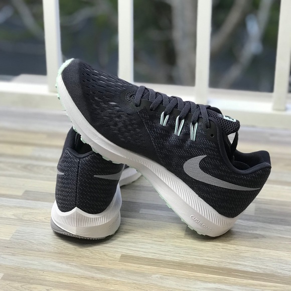 NWT Nike Zoom Winflo 4 Wild Gray WMNS - Picture 4 of 8